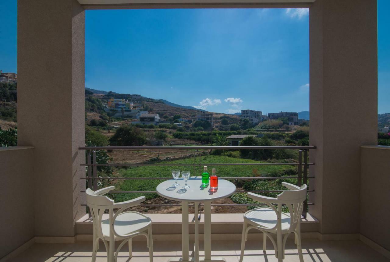 אגיה פלגיה קיתירה Gras Houses - Near To Sandy Beach מראה חיצוני תמונה